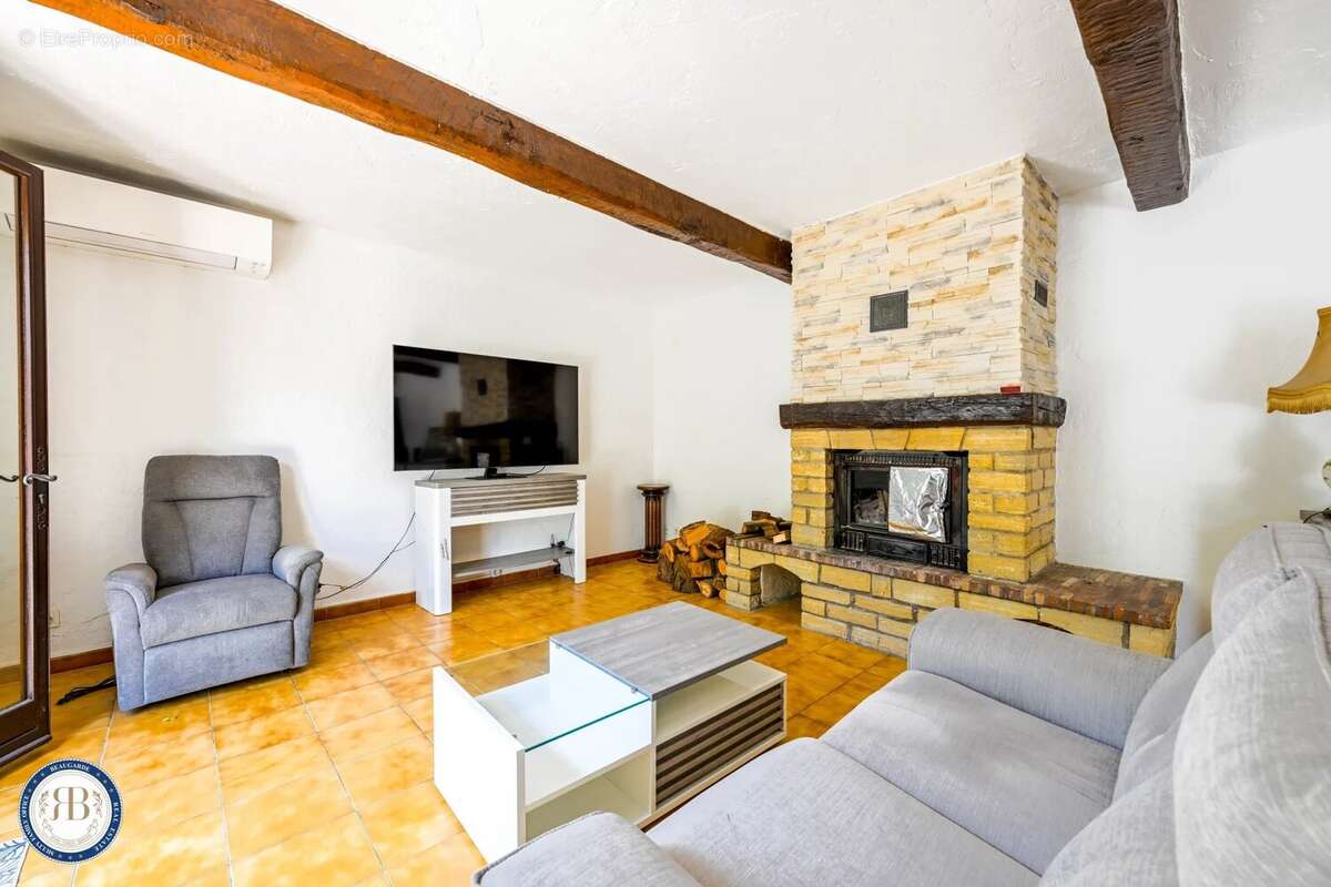Maison à MOUGINS