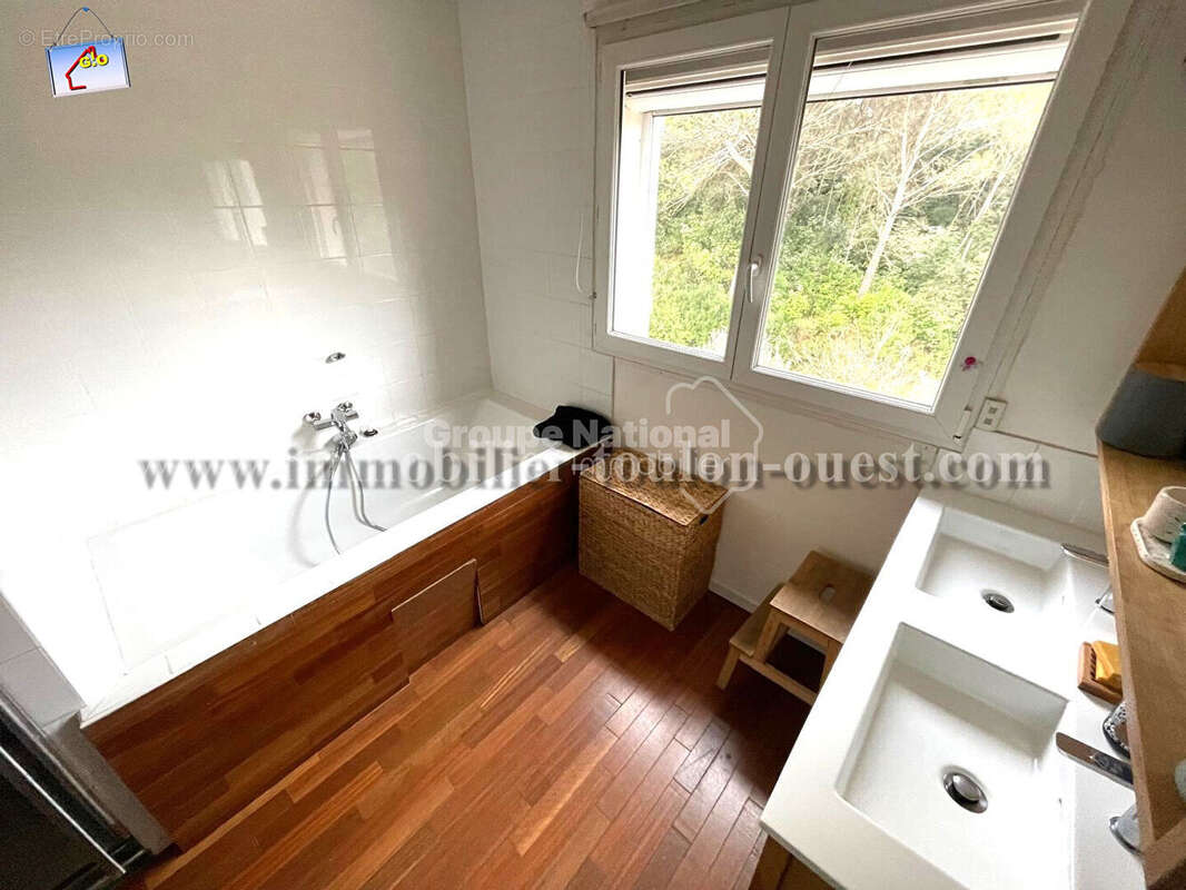 Maison à LA VALETTE-DU-VAR