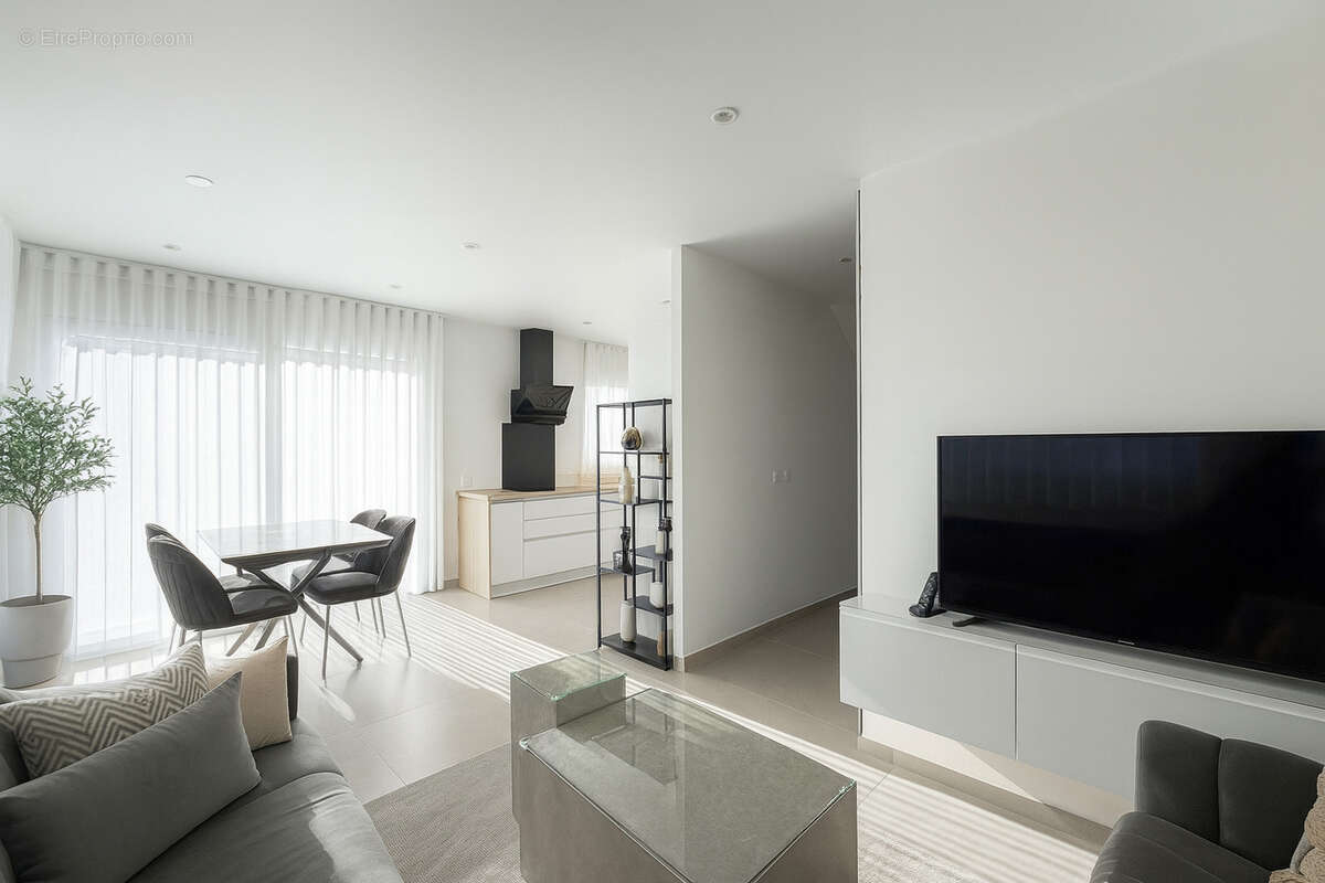 Maison à PEILLONNEX