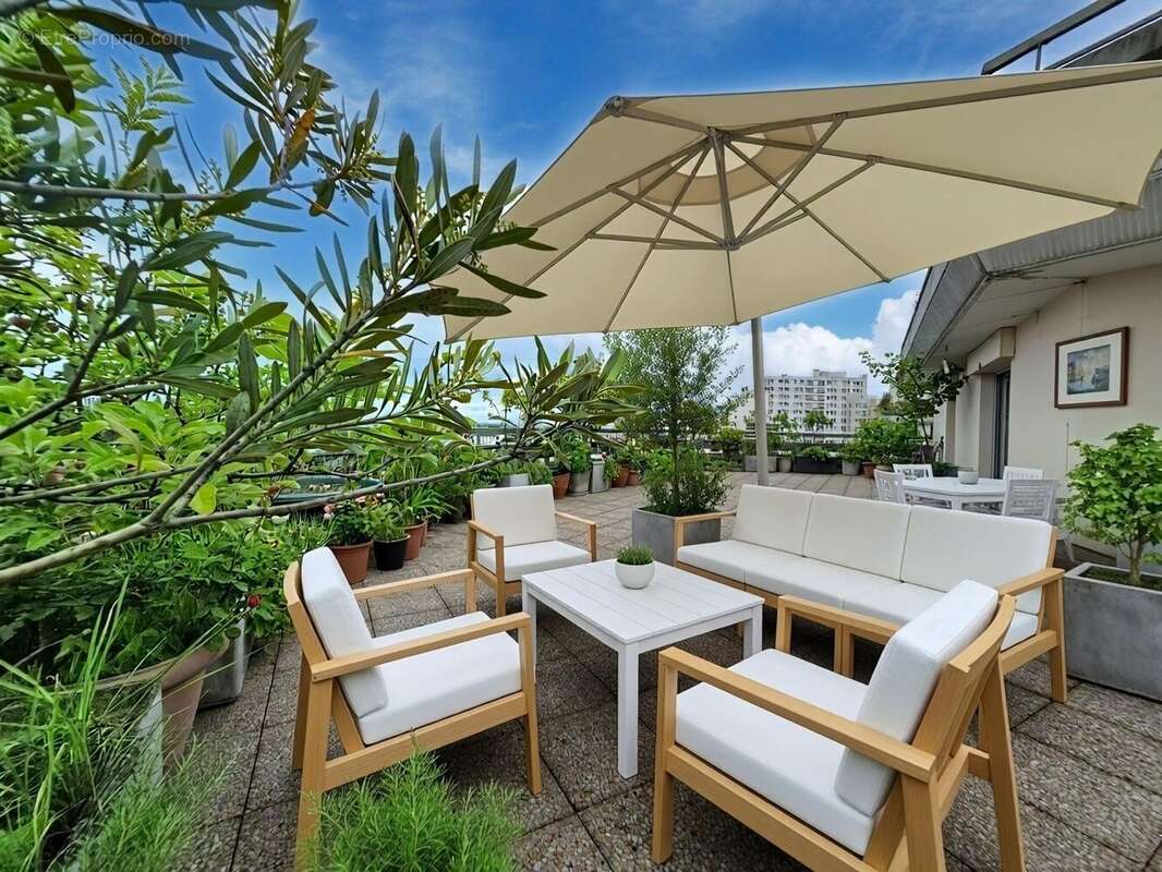 Photo 2 - Appartement à LES LILAS