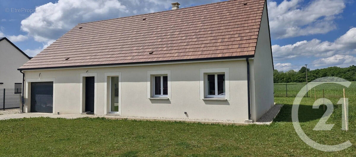 Maison à LA CHAPELLE-DU-NOYER