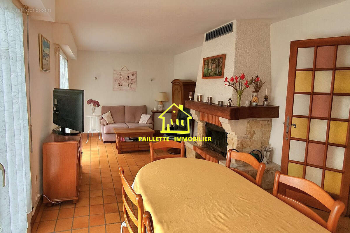 Maison à BEUZEVILLE-LA-GRENIER