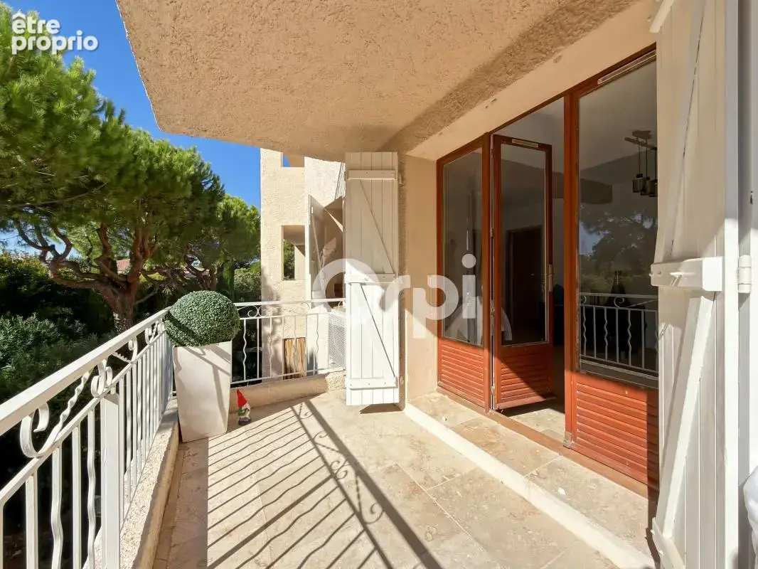 ** Les Lecques - magnifique studio - terrasse - stationnements ** - photo 4