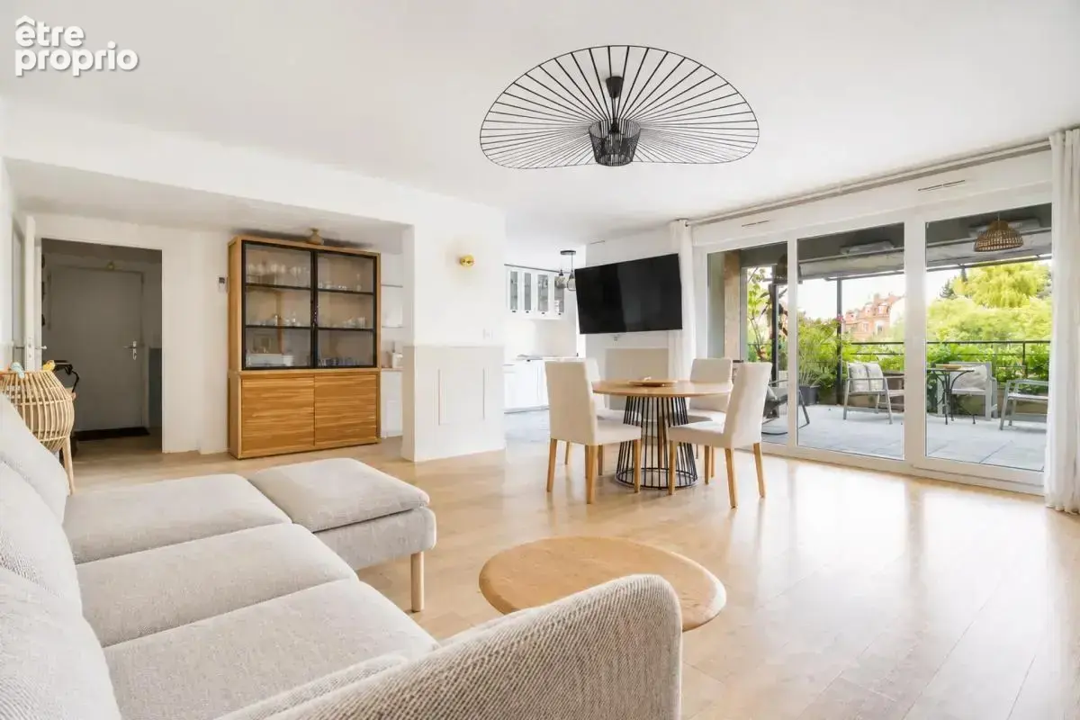Appartement de 5 pièces de 107 m² à Saint-André-lez-Lille - photo 2