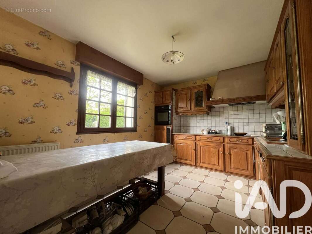 Maison 124 m² à Nesle-Normandeuse  - photo 9
