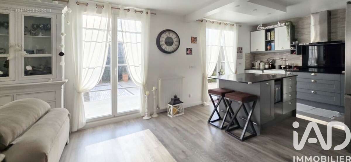 Photo 4 - Maison à MAGNY-LE-HONGRE