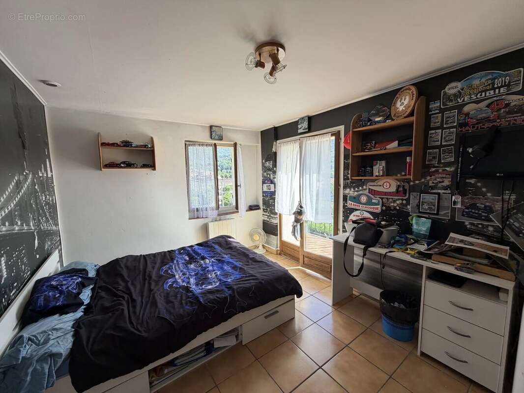Maison à CONTES