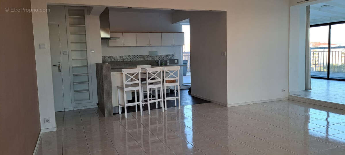 Appartement à MARSEILLE-10E