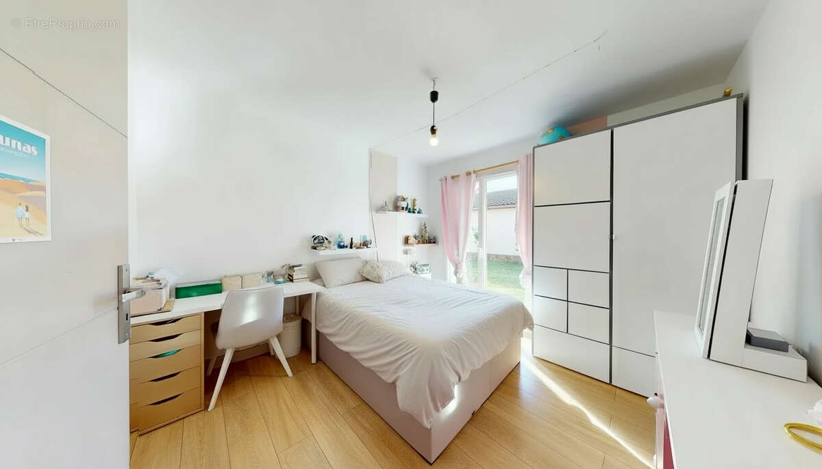 Maison à BASSUSSARRY