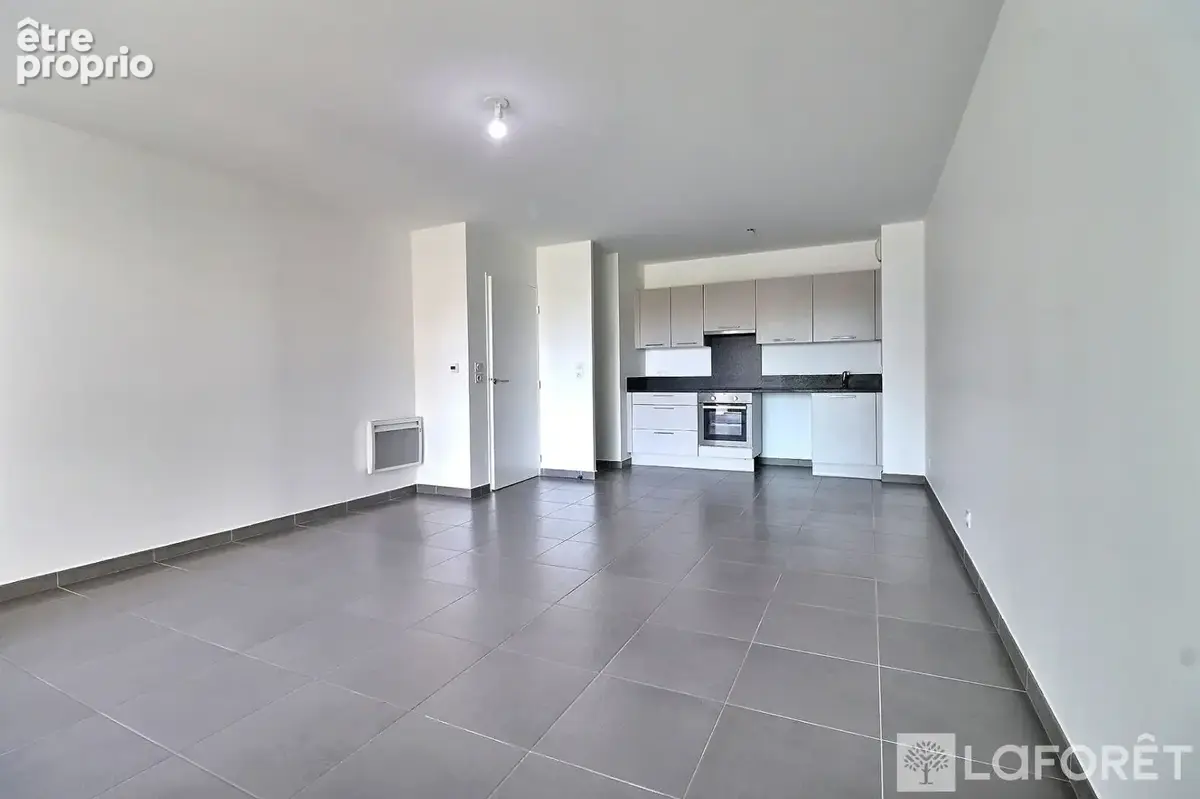 Frejus 2 pièce(s) 52.50 m2 - dernier étage - photo 4