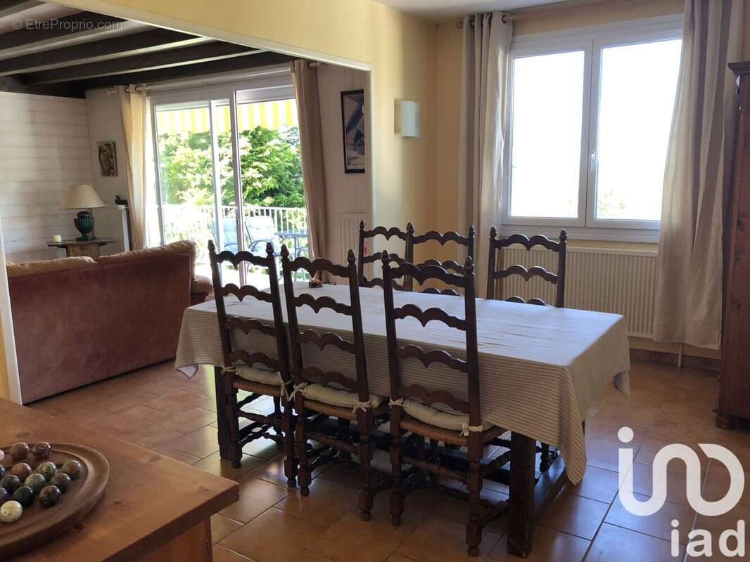 Photo 5 - Maison à CREUZIER-LE-VIEUX