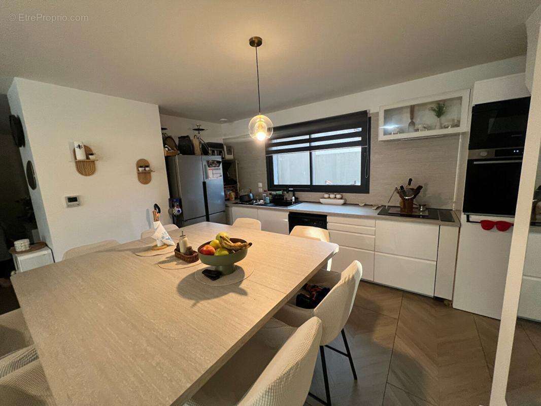 Maison Guilherand Granges 4 pièce(s) 96 m2,garage - photo 8