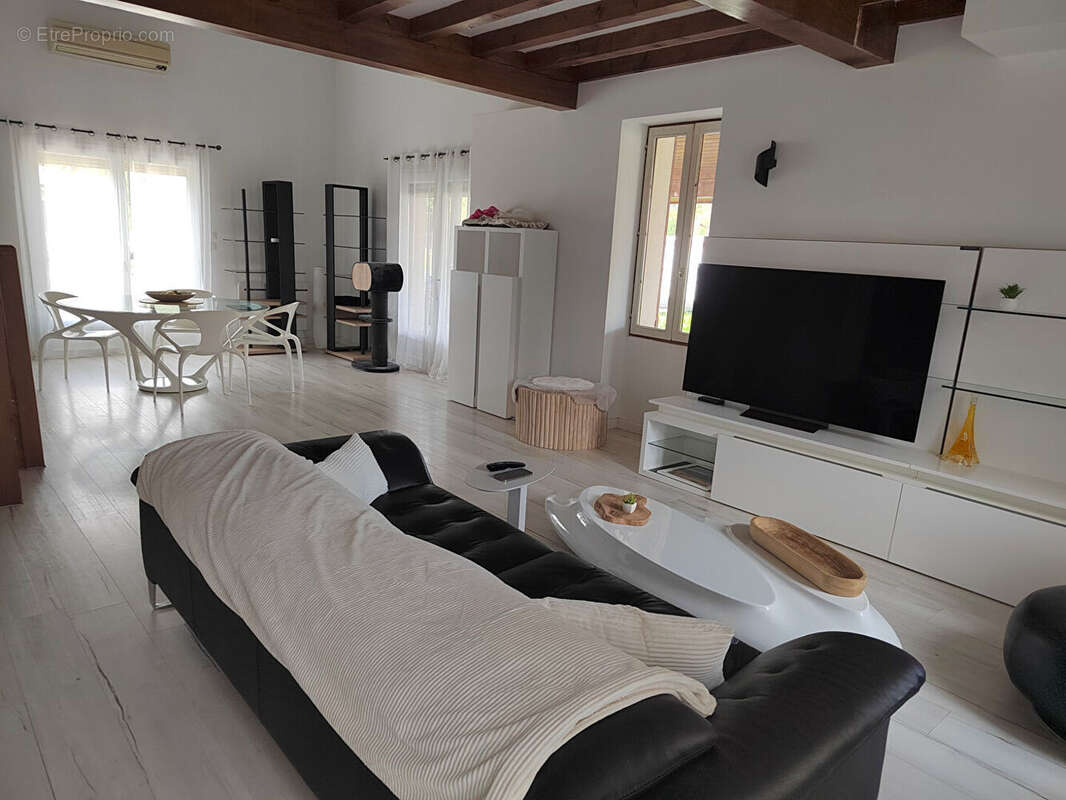 Maison à MIOS