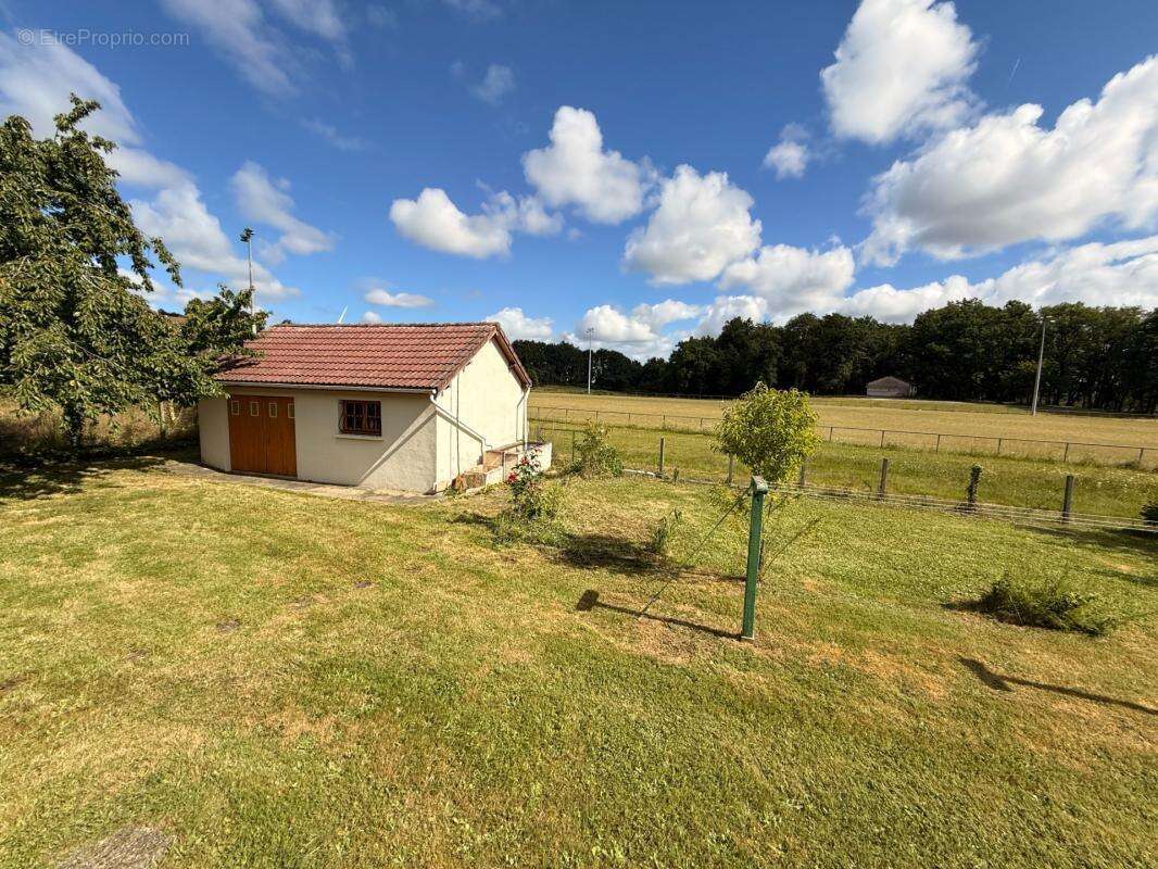 EN EXCLUSIVITE ! Pavillon de 114m², sur sous sol,  terrain de 956m2 169 900 € - photo 19