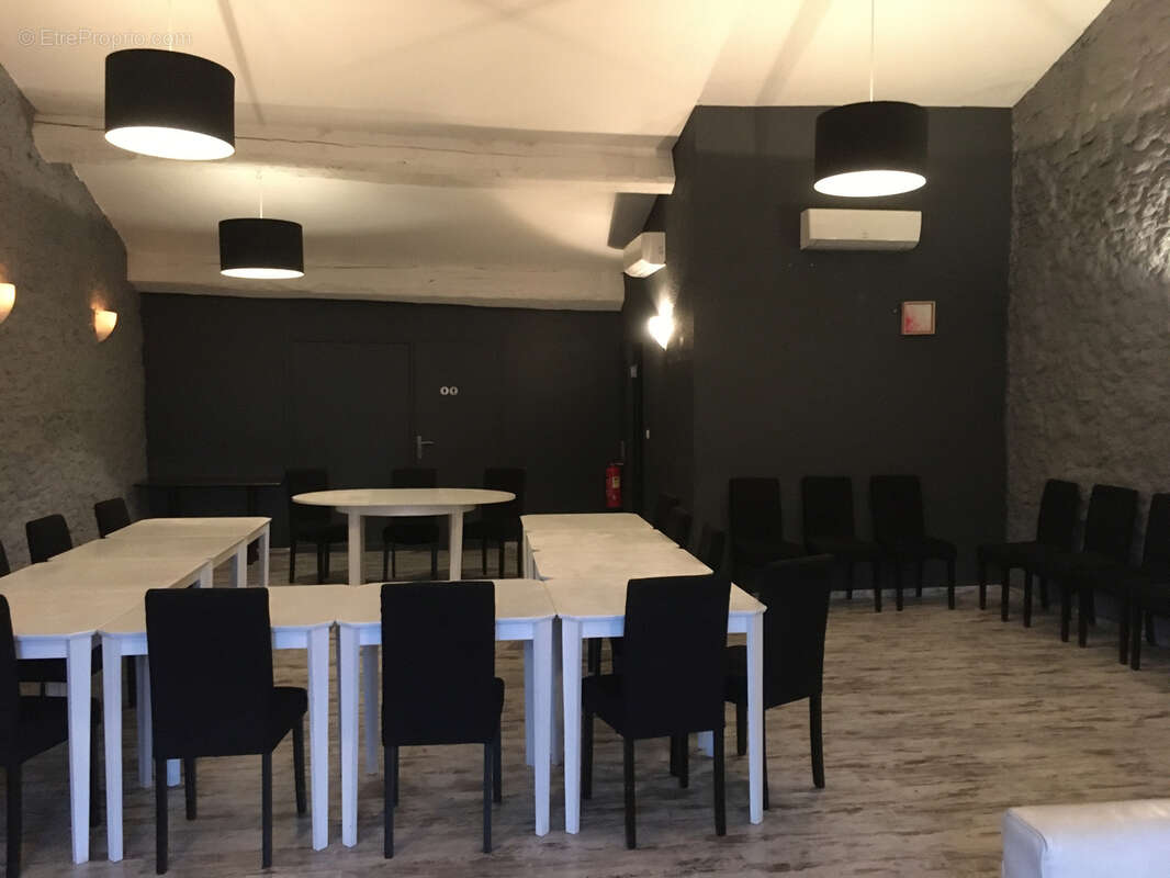 Commerce à CARCASSONNE