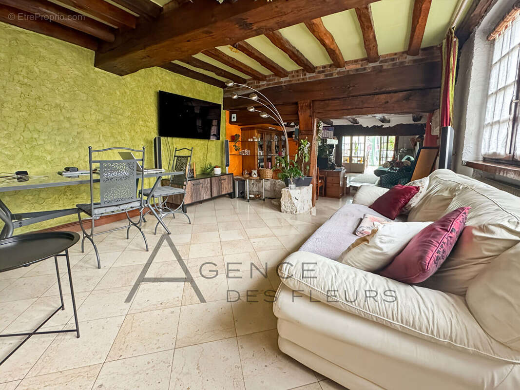 Maison à TOURVILLE-LA-RIVIERE