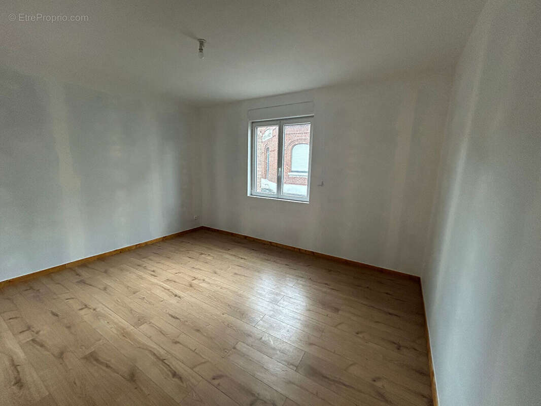EXCLUSIVITE Maison renovée avec dépendances - photo 7
