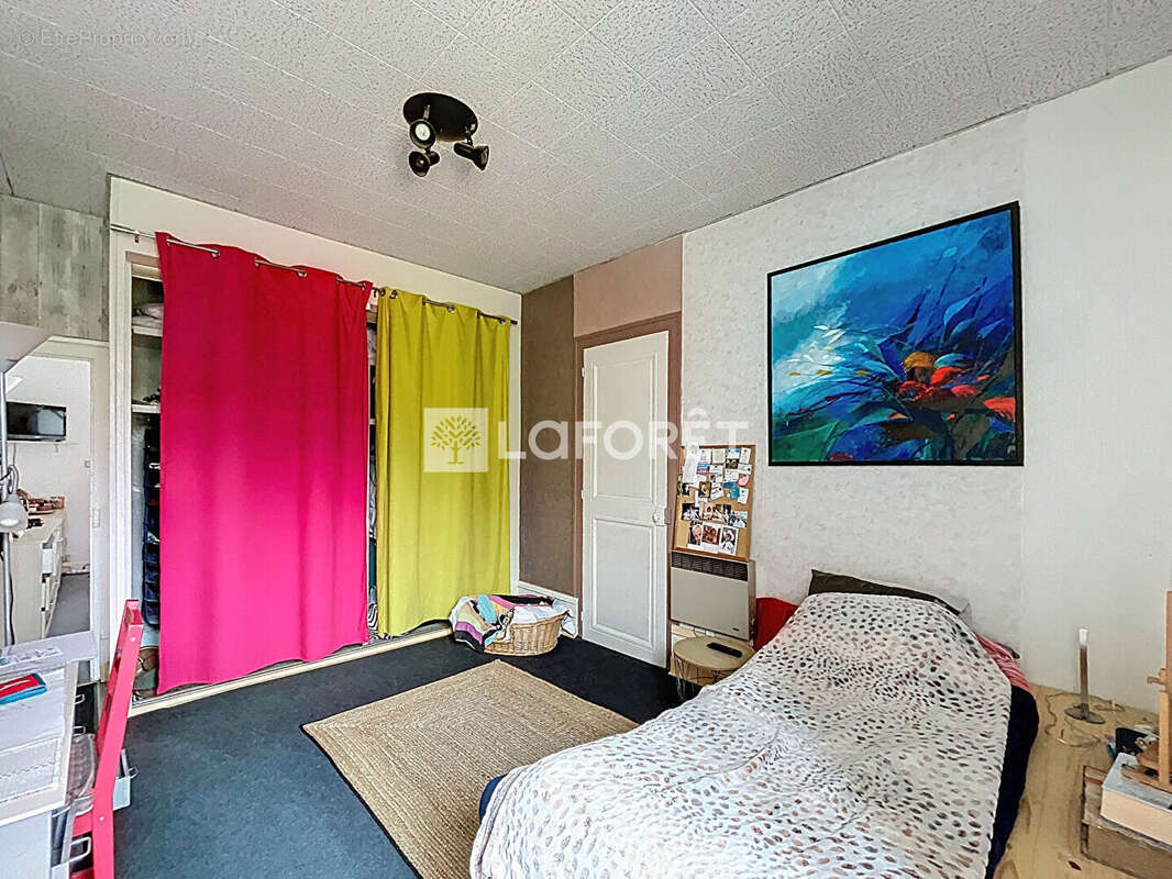 Appartement à NEUVILLE-SUR-SAONE