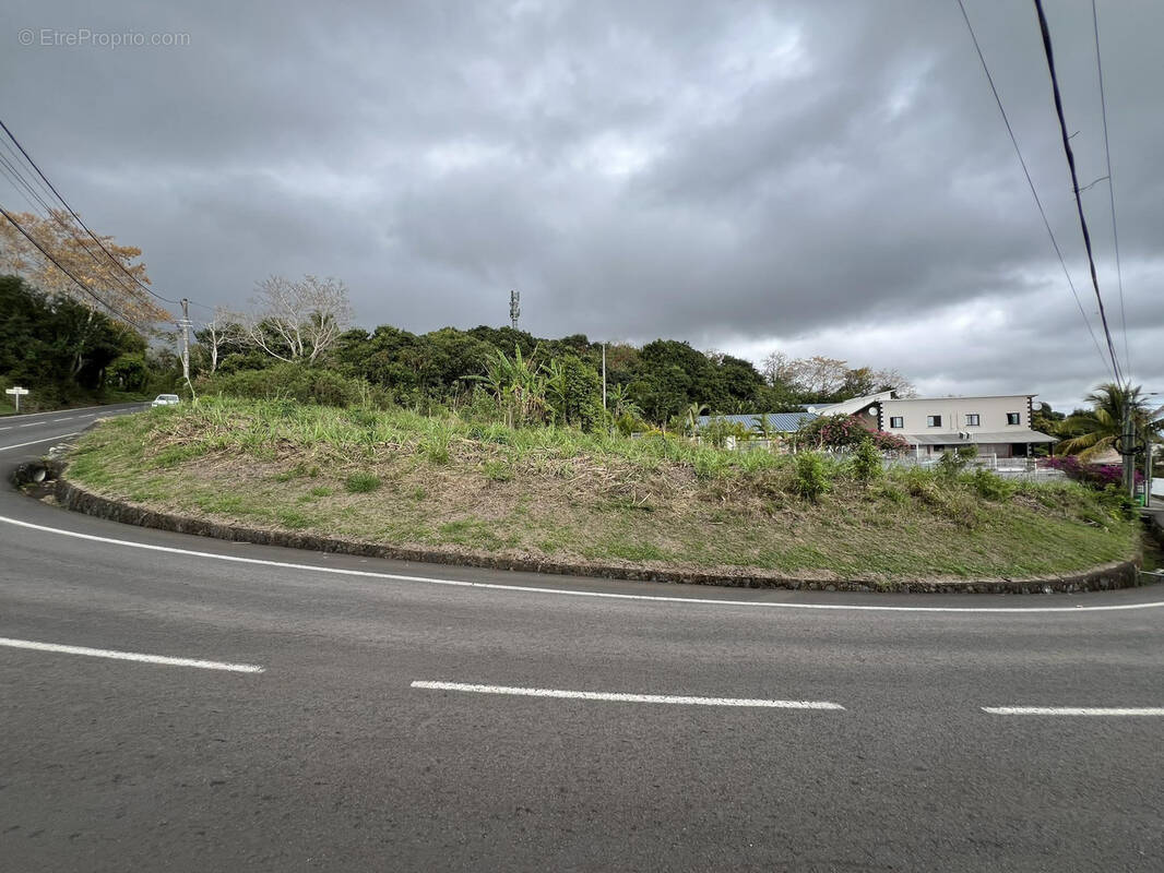 Terrain à SAINT-LOUIS