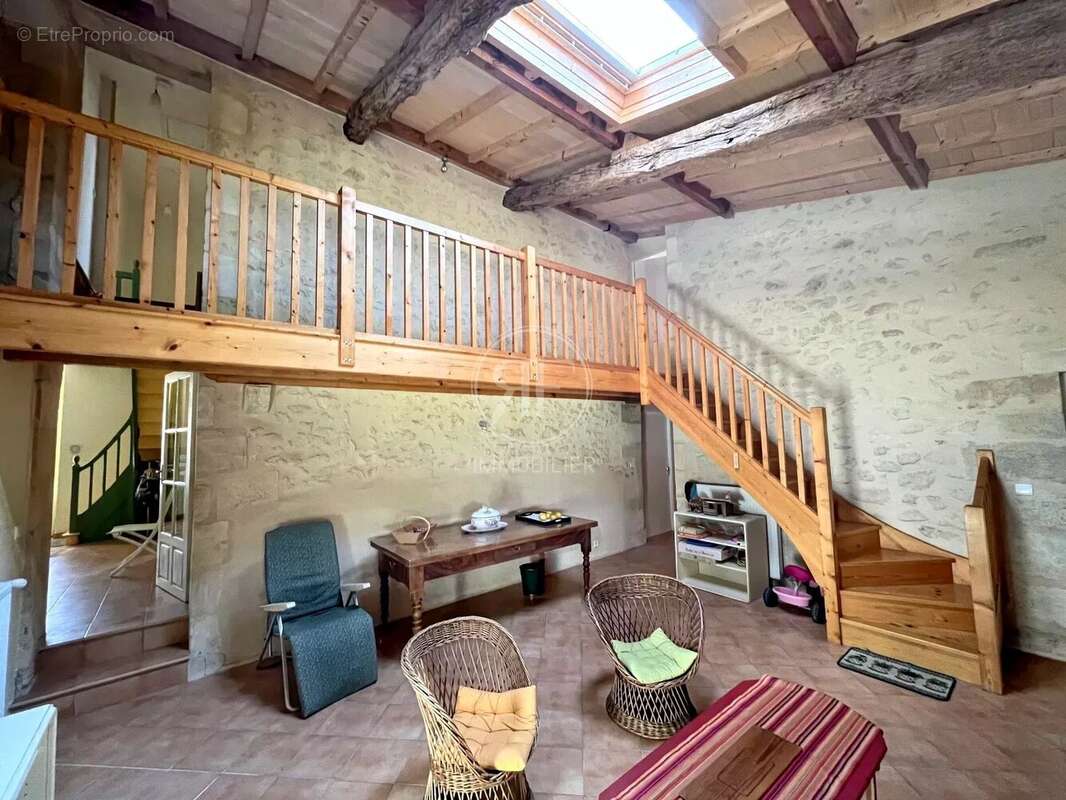 Maison à BLASIMON