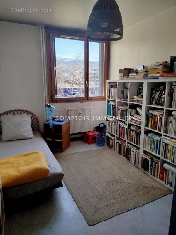 Appartement T5 Secteur Village Olympique 38100 GRENOBLE - photo 8
