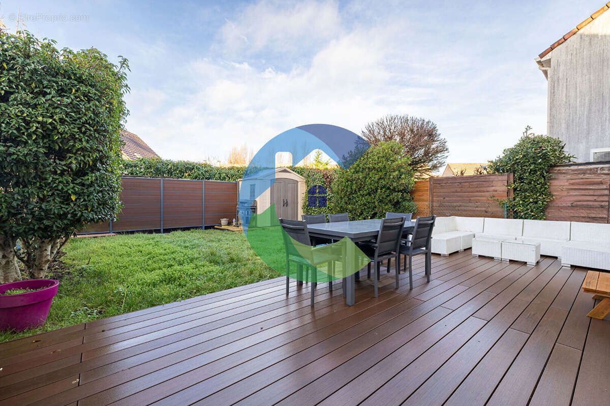 Maison à BALLAINVILLIERS