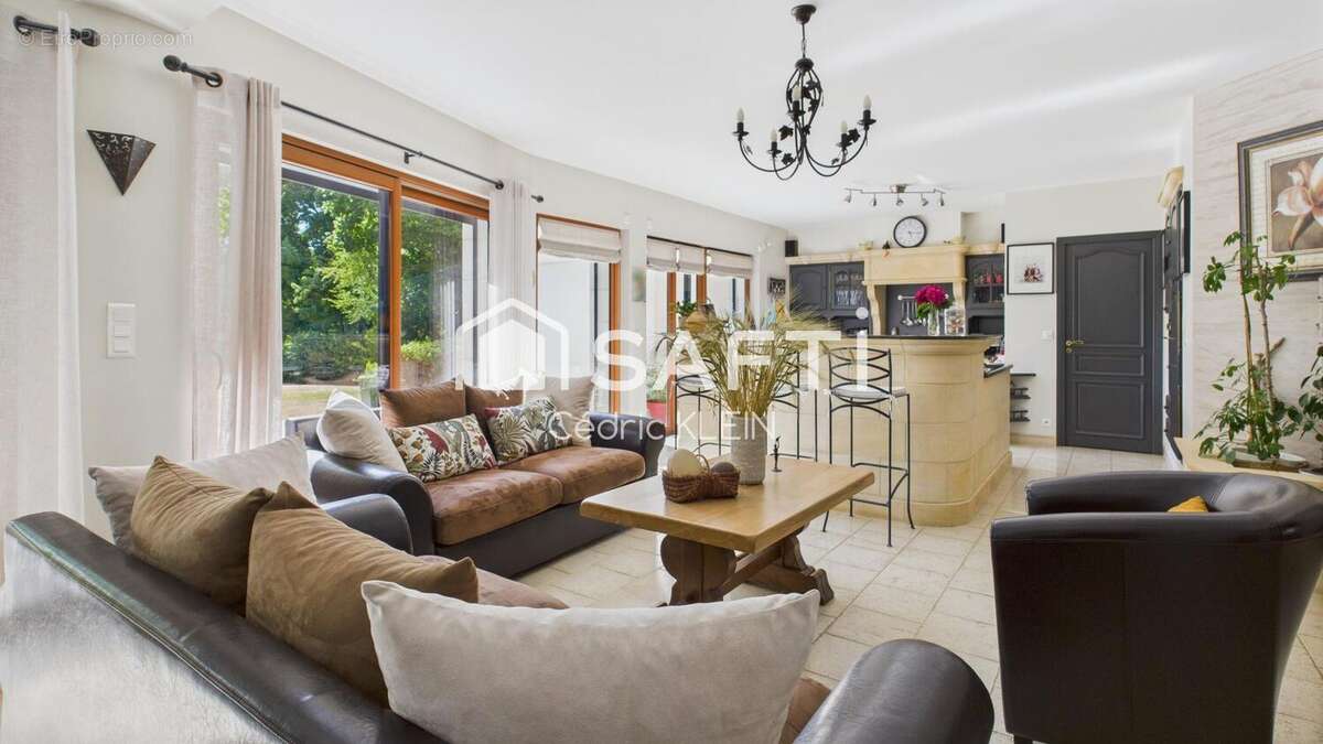 Photo 5 - Maison à BUZANCAIS