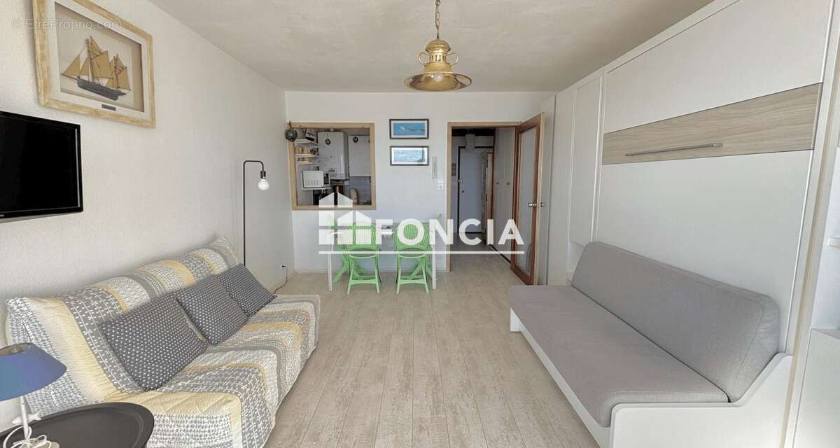 Studio T1 vue mer – REMBLAI  face à LA PENDULE - Les Sables-d’Olonne - photo 5