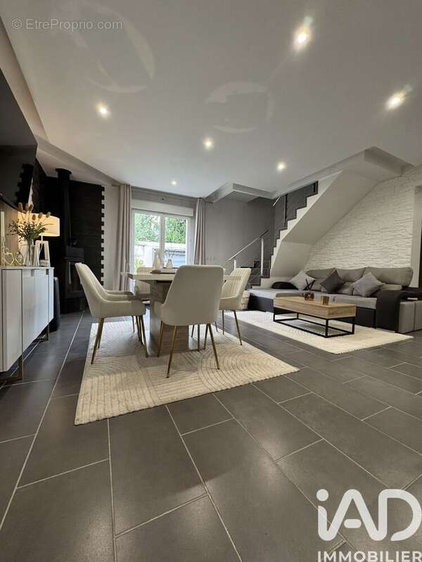 Photo 6 - Maison à MITRY-MORY
