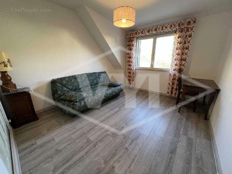 Maison à COMBS-LA-VILLE