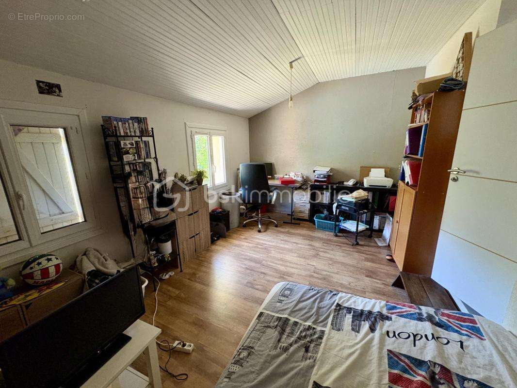 Maison pleine de charme en plein coeur de Prémartine - photo 6