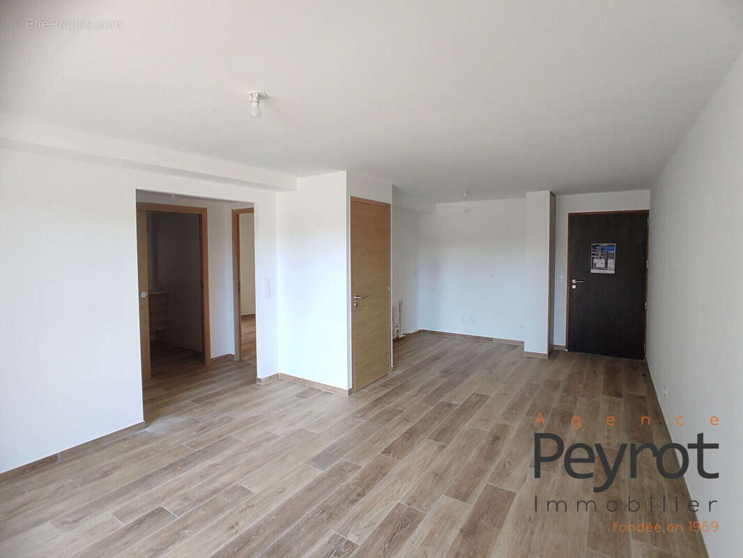 Appartement à LES ANGLES
