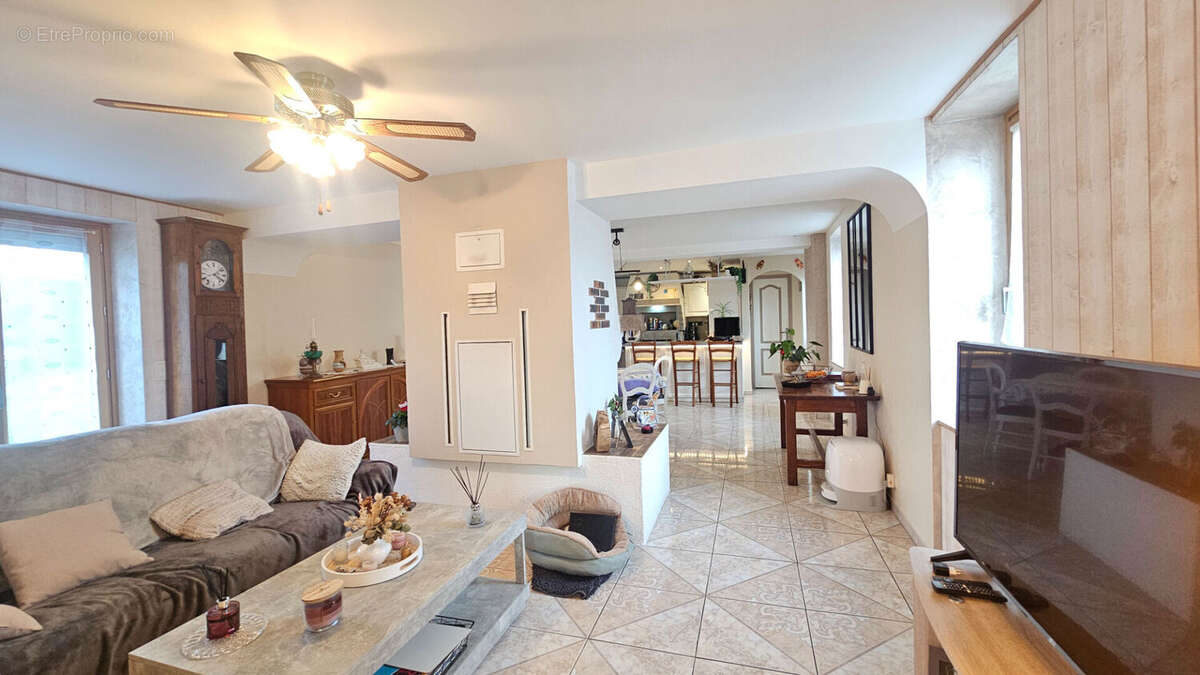 Maison à SAINT-MALO-DE-GUERSAC