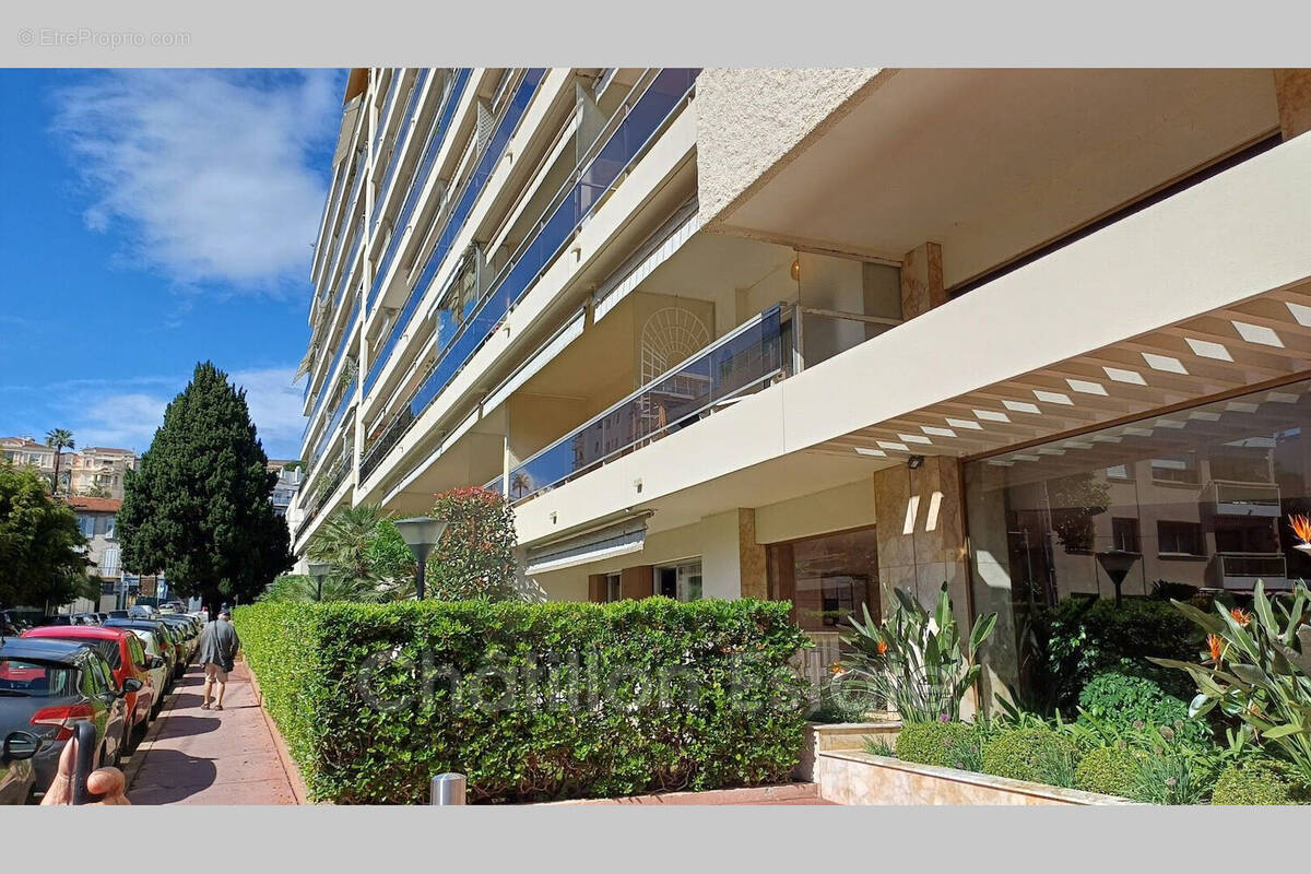 Appartement à CANNES