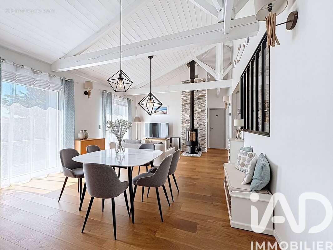 Photo 3 - Maison à CHARRON