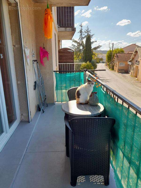 Appartement à VINON-SUR-VERDON