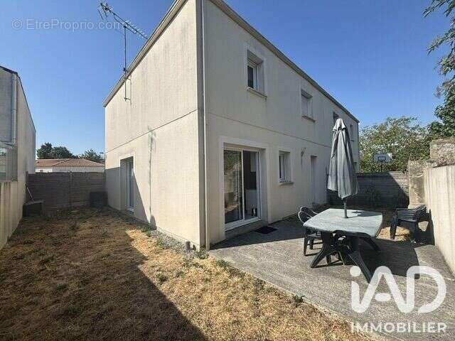 Maison 91 m² à Touvois  - photo 2