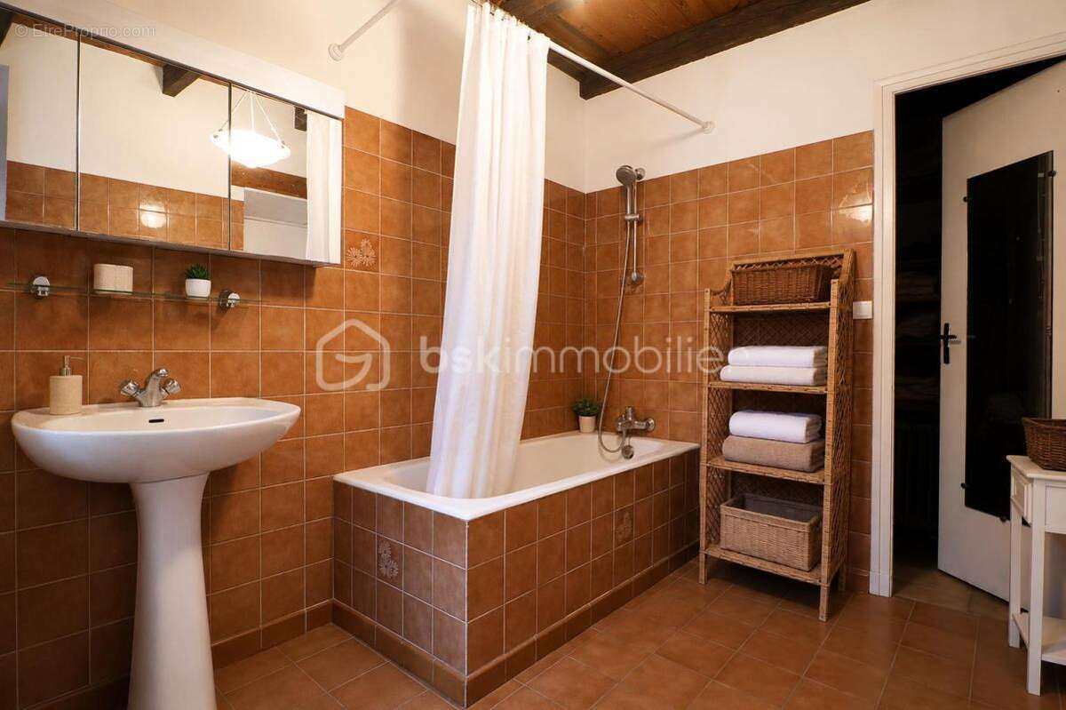 Immeuble de caractère à vendre 362 m² - photo 12