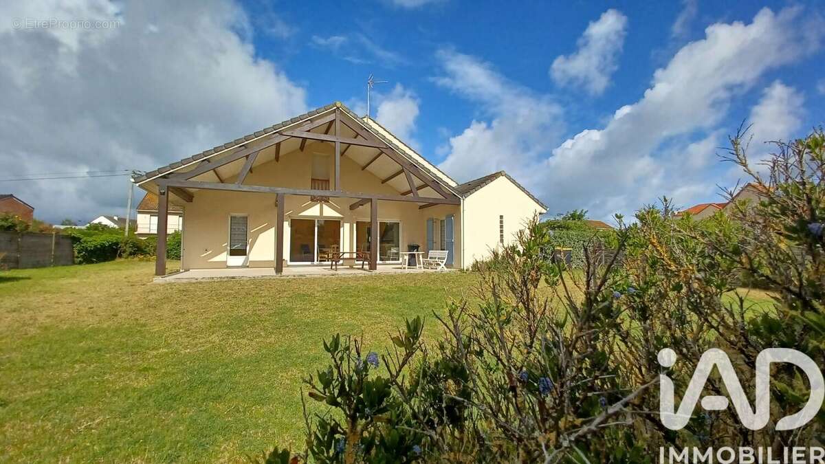Maison 140 m² à Camiers  - photo 3
