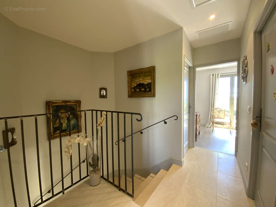 À 10 min d’Uzès   Mas contemporain d’exception avec piscine et prestations haut de gamme - photo 17
