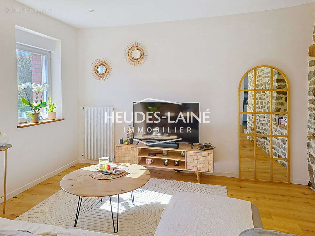 Maison à MARCEY-LES-GREVES