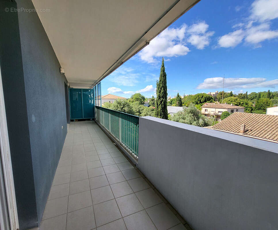 La Pompignane - T2 36m² + Terrasse de 14m²  + Parking - photo 4