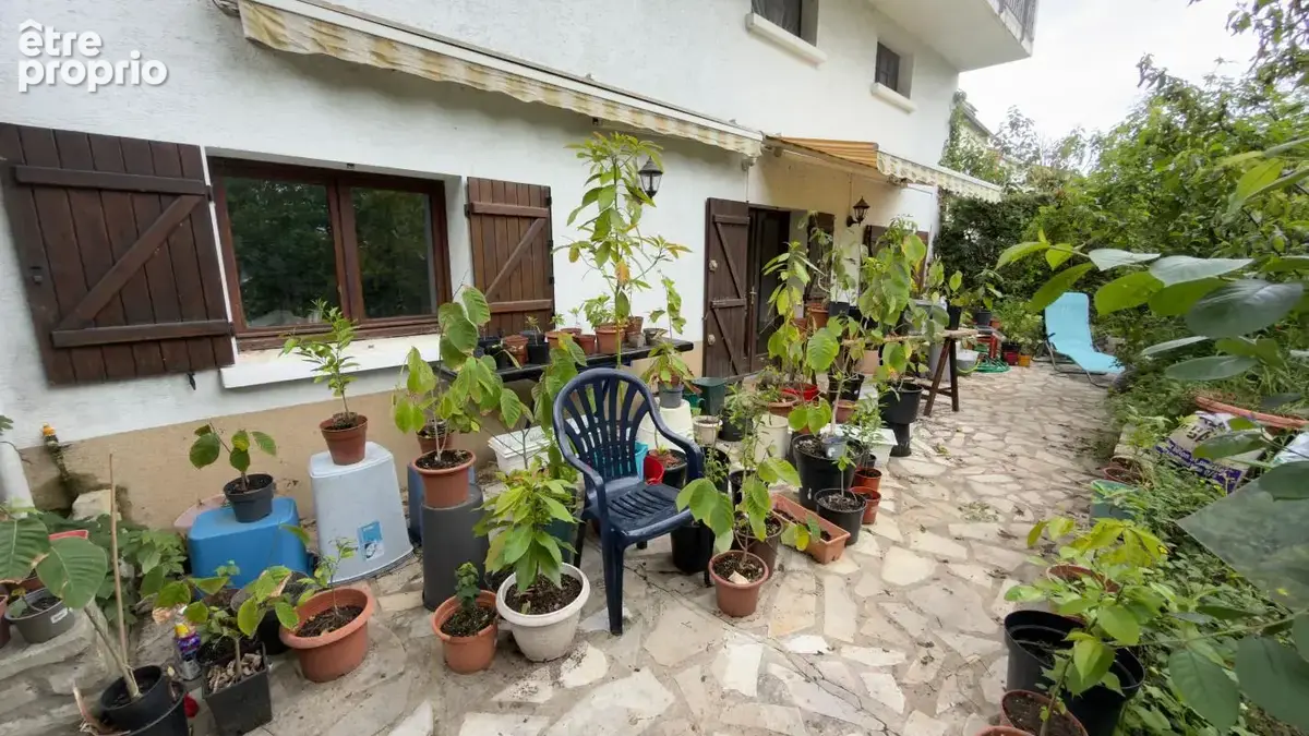 Maison 230 m2 (F3 de 60m², 7 chambres, 2 salle d'eau, une salle de bains - photo 23