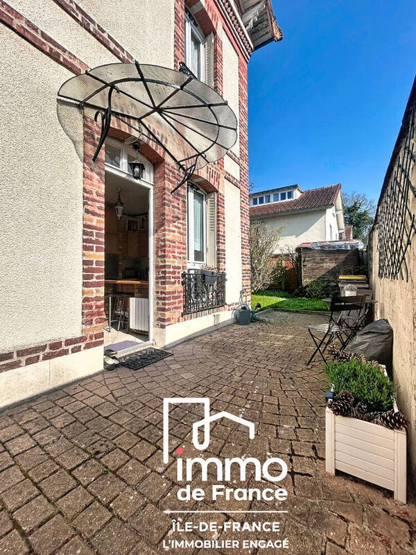 Maison à VILLEMOMBLE