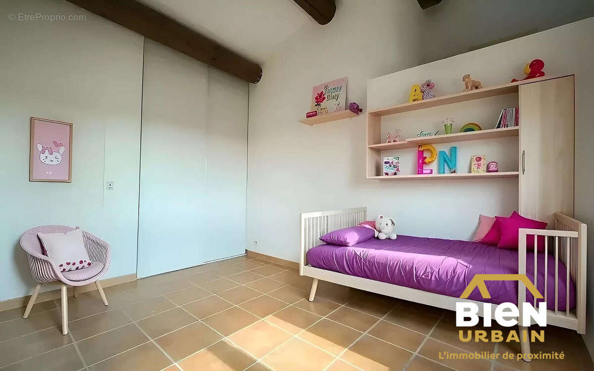 Maison à LA CALMETTE