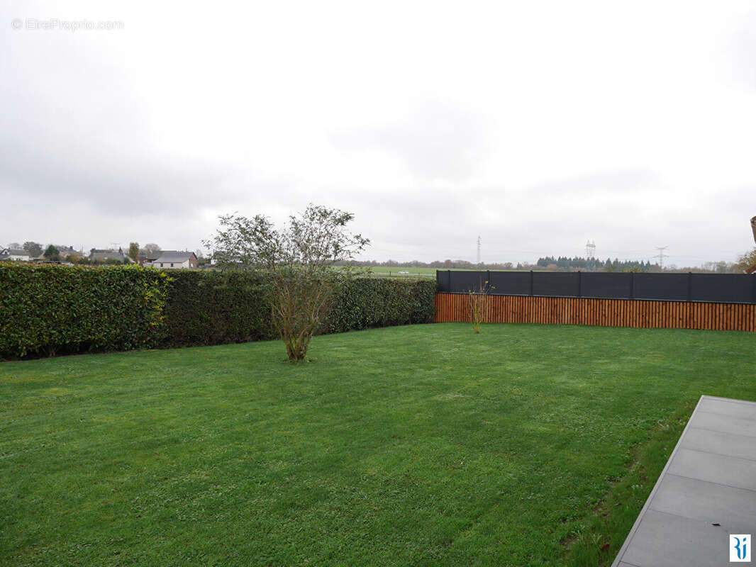 Maison à SAINT-PIERRE-DE-VARENGEVILLE