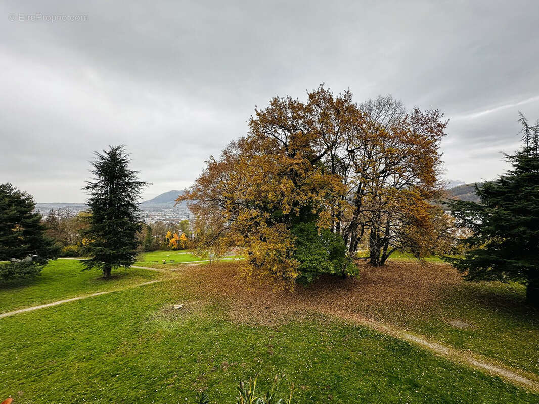 Appartement à CRAN-GEVRIER