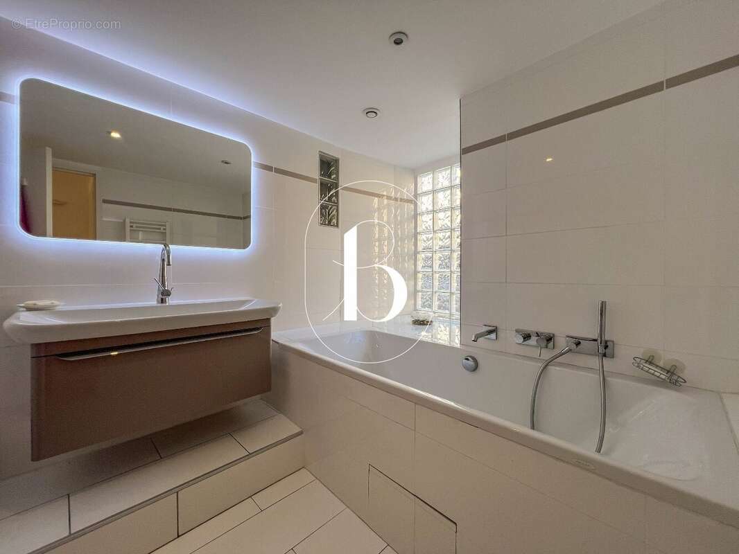 Maison à GOUDARGUES