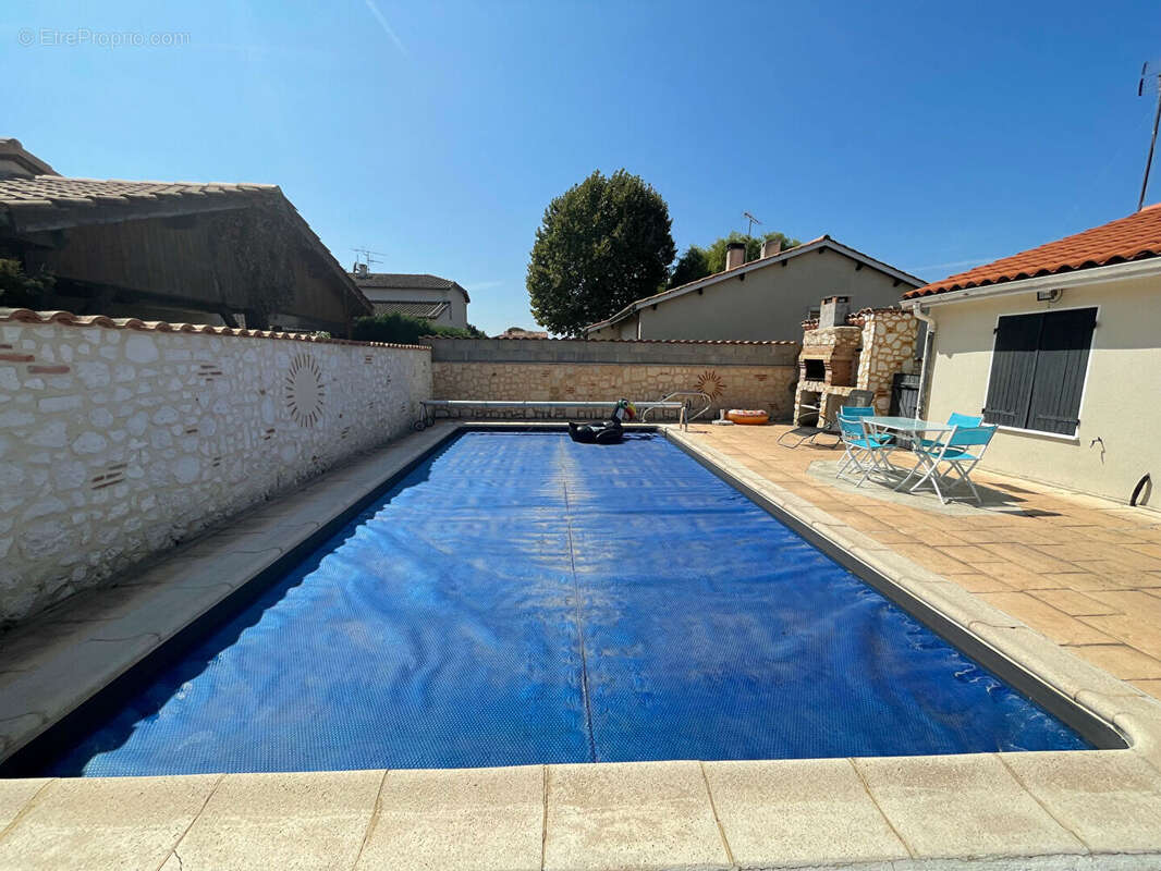 Maison à SAINT-SYLVESTRE-SUR-LOT