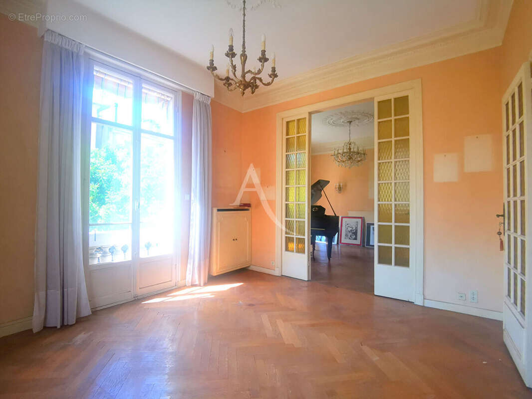 Saint maurice : superbe villa belle epoque - photo 3